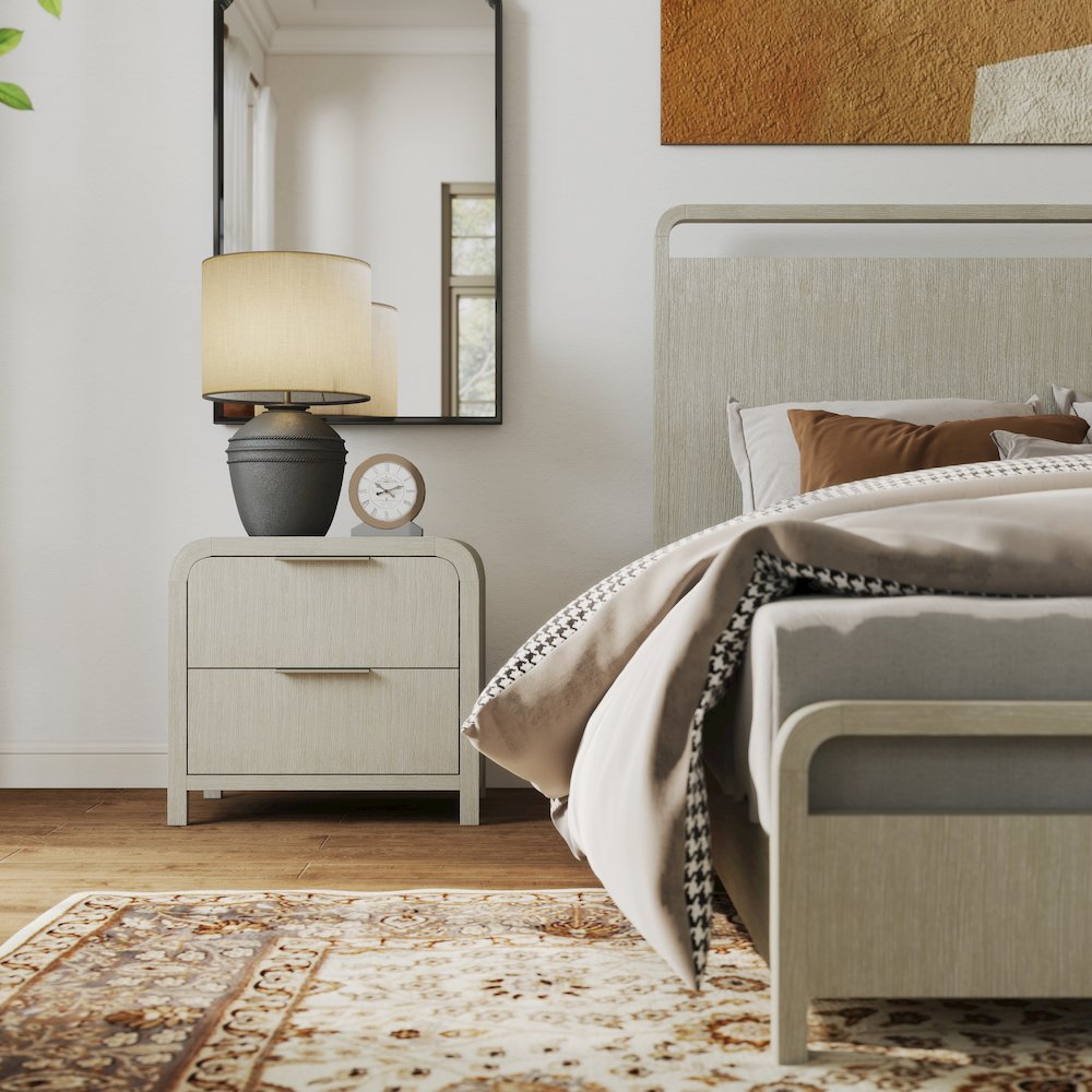 Tavari 3-PC Bedroom Set with Panel Bed and Two Nightstands in Light Gray, Queen. Picture 4