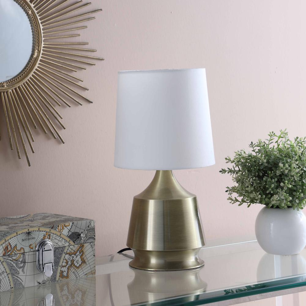 14" In Ellis Antique Brass Metal Table Lamp. Picture 3