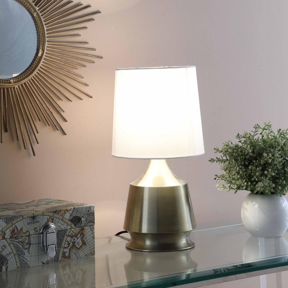 14" In Ellis Antique Brass Metal Table Lamp. Picture 4