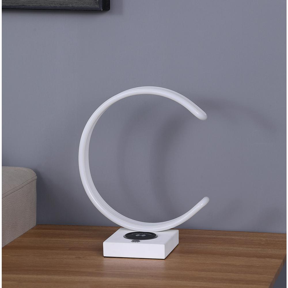 13.5" In C Shape Led W/ Usb/Wireless Charger Port Table Lamp. Picture 5