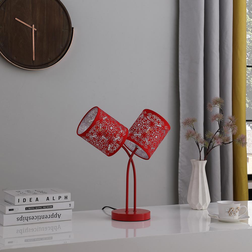 17" In Bohemian Paisley 2-Light Cylinder Red Table Lamp. Picture 3