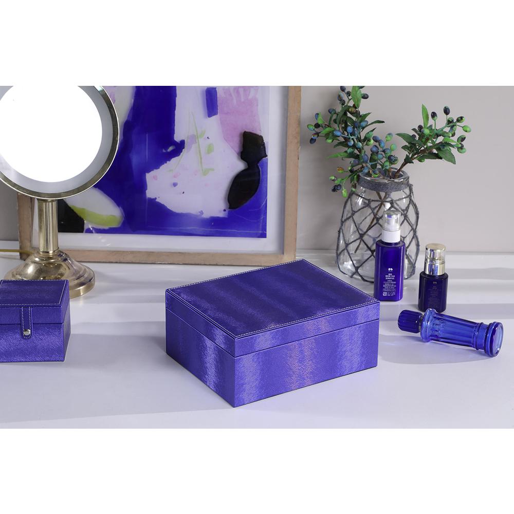 4" In Azure Blue Large Jewelry Case. Picture 3