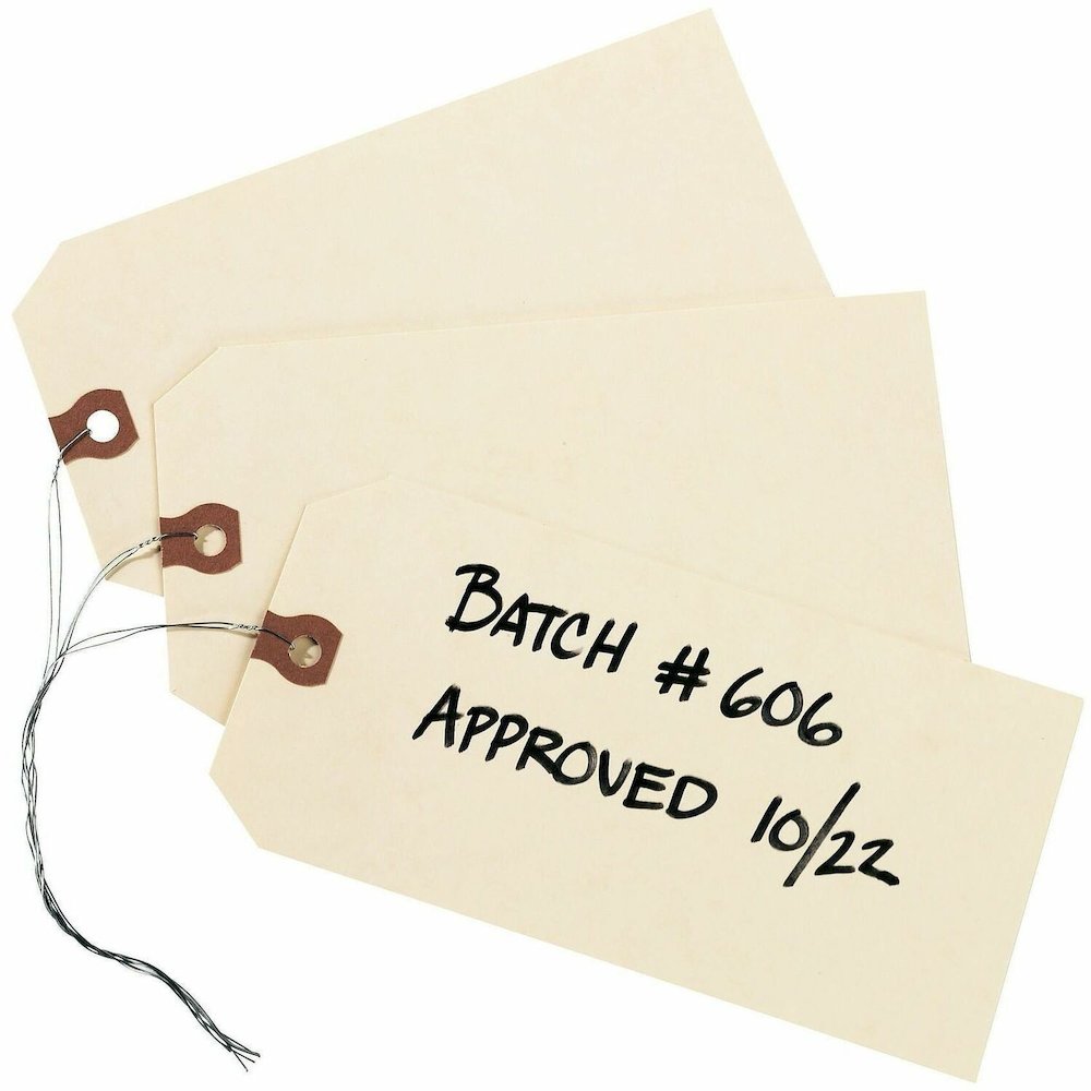 Avery&reg; Shipping Tags with Wire, 11.5 pt. Stock, 6-1/4" x 3-1/8" , 1,000 Manila Hang Tags - #26 - 6.25" Length x 3.13" Width - Rectangular - Wire Fastener - Card Stock, Pulp - Manila - 1000 / Box. Picture 1
