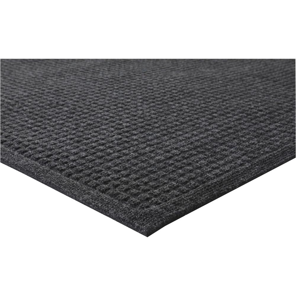 Genuine Joe EcoGuard Indoor Wiper Floor Mats - Indoor - 60" Length x 36" Width - Plastic, Rubber - Charcoal Gray - 1 Each. Picture 3
