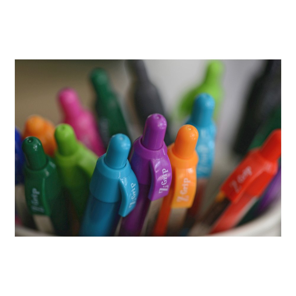 Zebra Z-Grip Retractable Ballpoint Pens - Retractable - Black Ink - Black Barrel - 1 Dozen. Picture 2