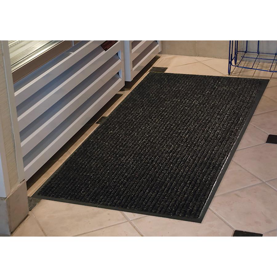 Genuine Joe Ribbed Indoor Wiper Mat - Warehouse, Indoor - 72" Length x 48" Width - Vinyl, Polypropylene - Charcoal - 1 Each. Picture 2