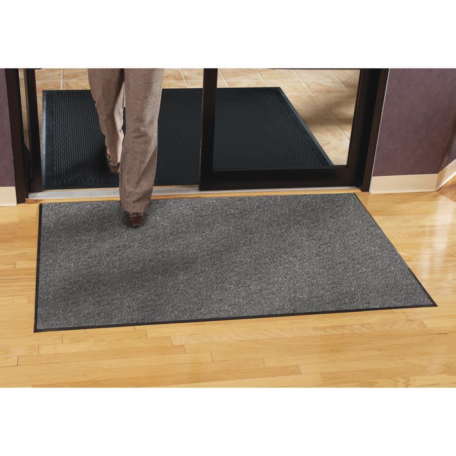 Genuine Joe Silver Series Indoor Walk-Off Mats - Warehouse, Indoor - 72" Length x 48" Width - Vinyl - Salt Pepper - 1 Each. Picture 2