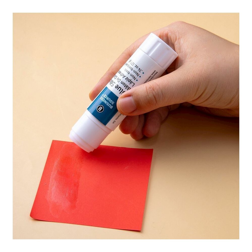 Business Source Glue Stick - 0.74 oz - White - 12 / Pack. Picture 6