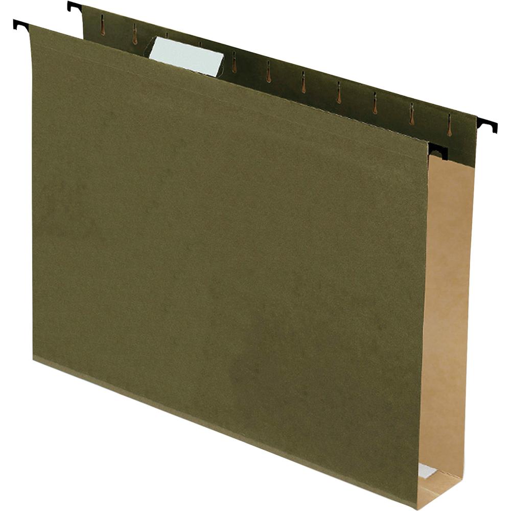 Pendaflex 1/5 Tab Cut Letter Recycled Hanging Folder - 8 1/2" x 11" - 2" Expansion - Green - 10% Recycled - 20 / Box. Picture 2