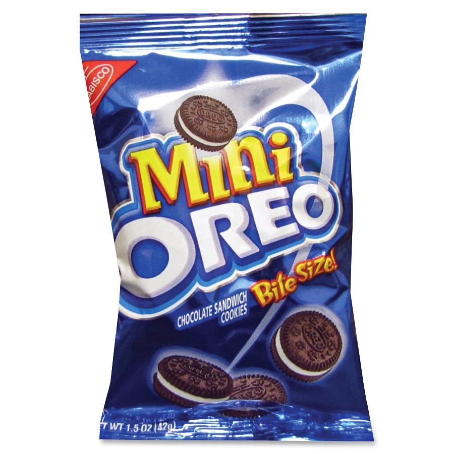 Oreo Mini Chocolate Sandwich Cookies - Vanilla, Chocolate - Packet - 1 Serving Pack - 1.75 oz - 60 / Carton. Picture 3