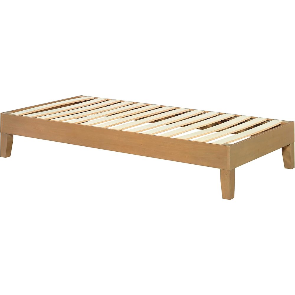 Twin-Size Platform Bed in Solid Wood. Picture 5