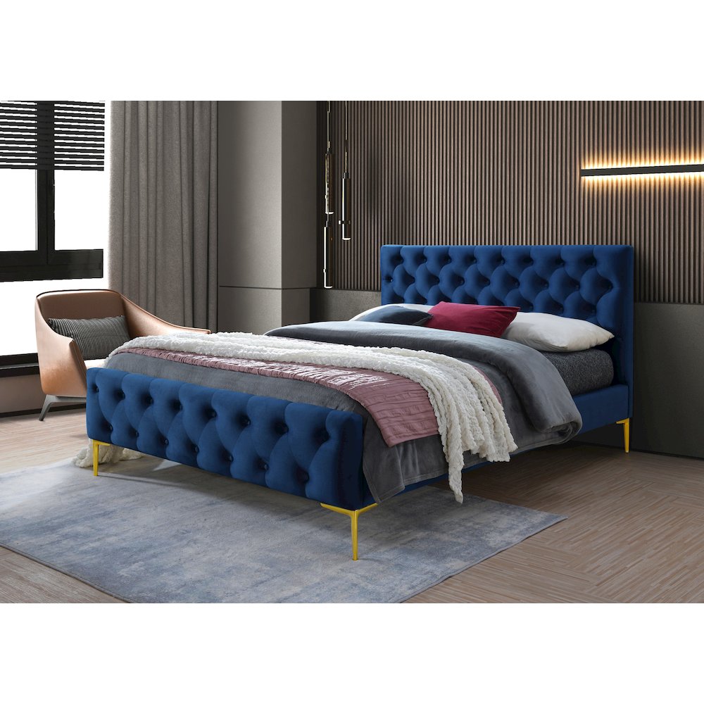 France Wood and Fabric Upholstered Queen Platform Bed in Blue. Picture 5