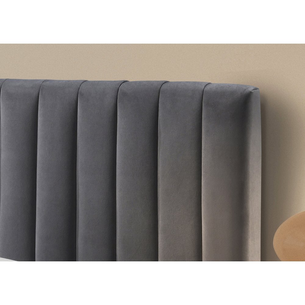 Julia Upholstered Contemporary Fabric King Platform Bed in Charcoal. Picture 3