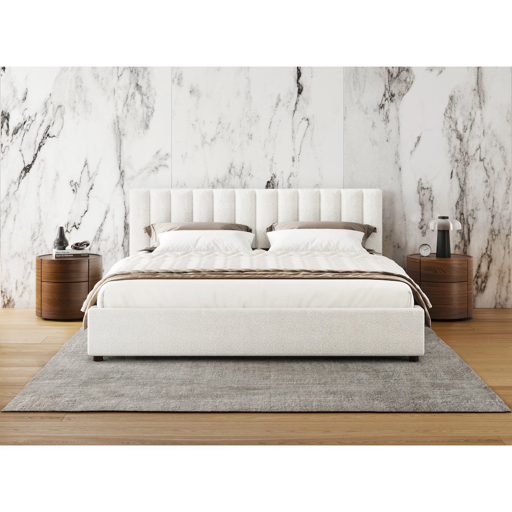 Jaxon Upholstered Platform King Bed in White Boucle Fabric. Picture 4