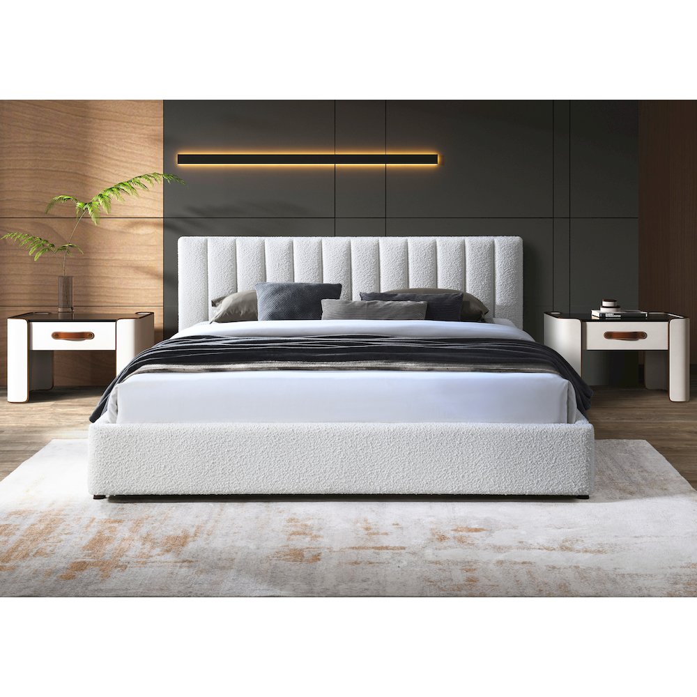 Jaxon Upholstered Platform King Bed in White Boucle Fabric. Picture 7