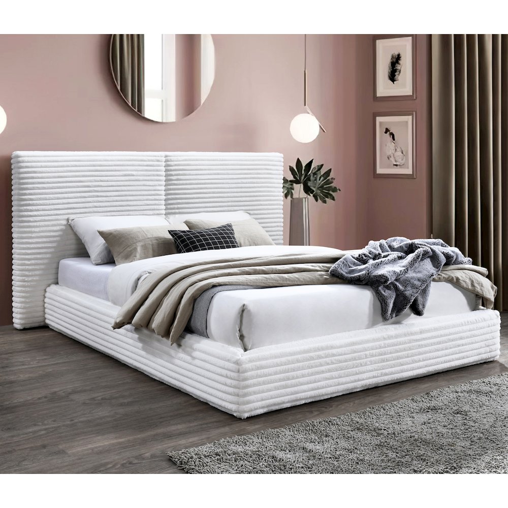 Lucia Fabric Upholstered Platform Queen Bed in White. Picture 11