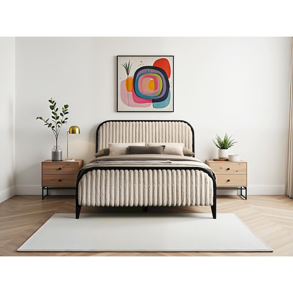 Daphne Wooden Queen size Platform Bed in Black and Beige. Picture 4