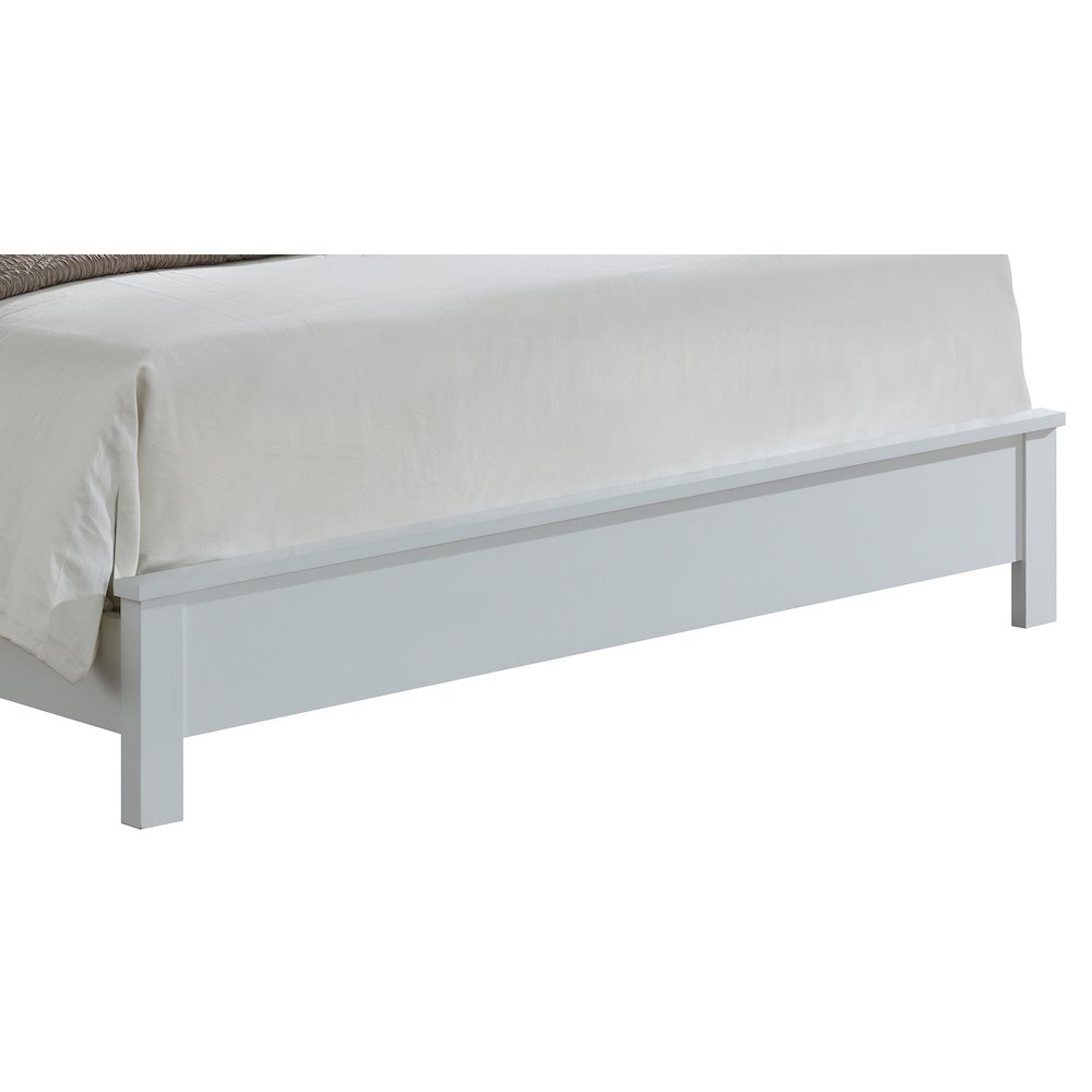 Glory Furniture Burlington King Bed in White Color. Picture 7