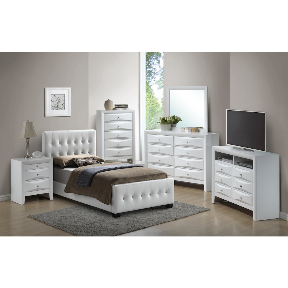 Glory Furniture Diamond Twin Bed in White Color. Picture 6