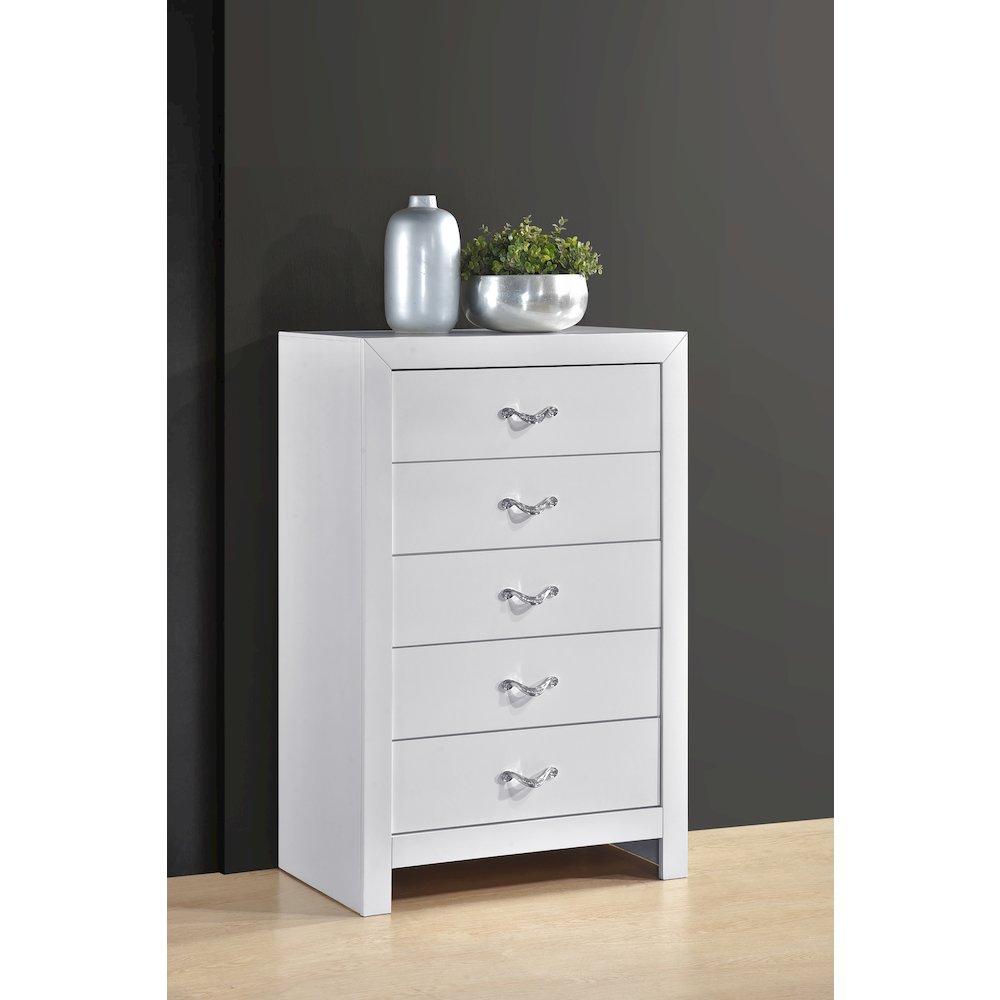 Glory Furniture Moreland Chest, Sparkling White. Picture 6