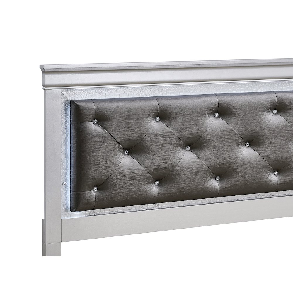 Glory Furniture Lorana Queen Bed, Silver Champagne Color. Picture 2