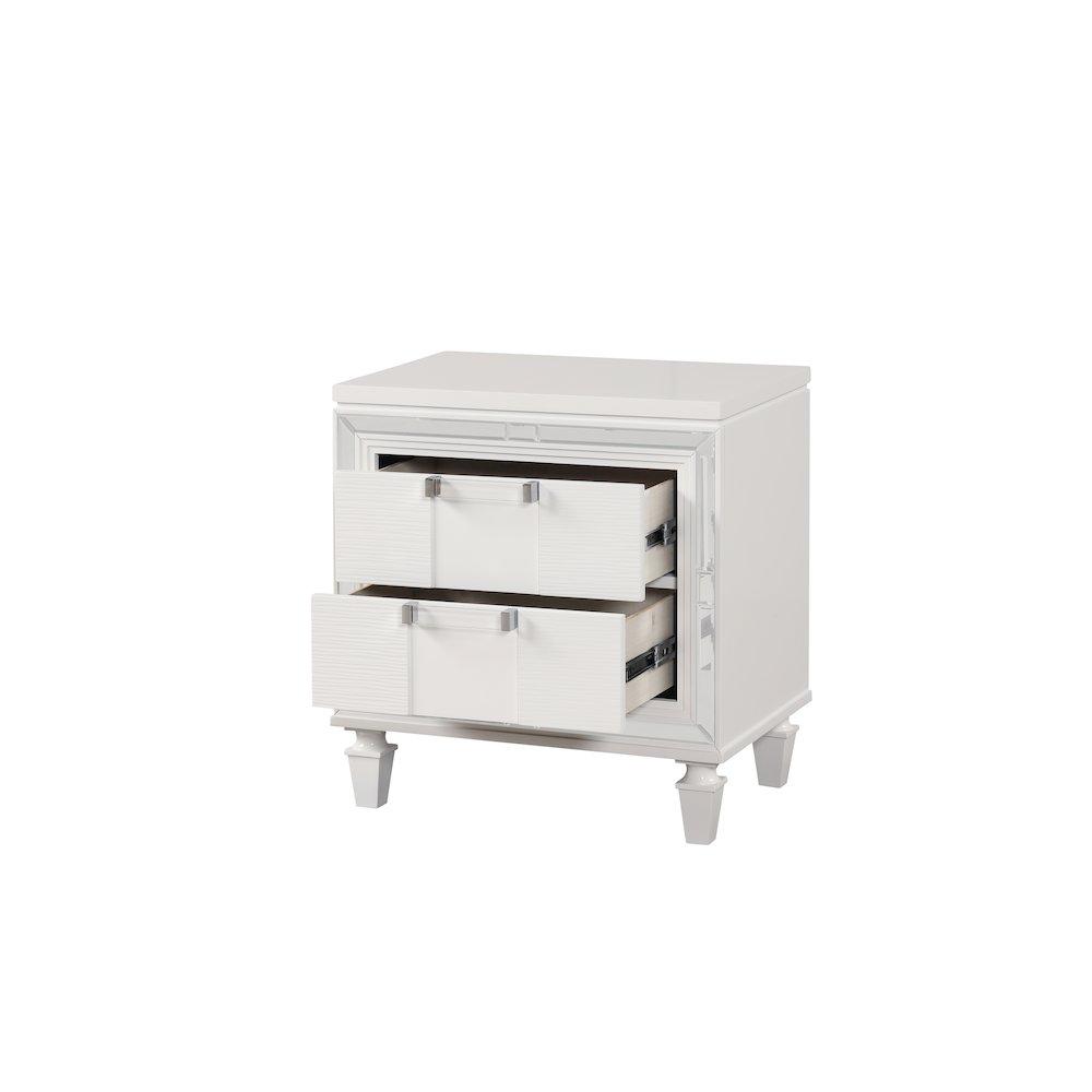 Glory Furniture Genoa Nightstand, Sparkling White. Picture 4