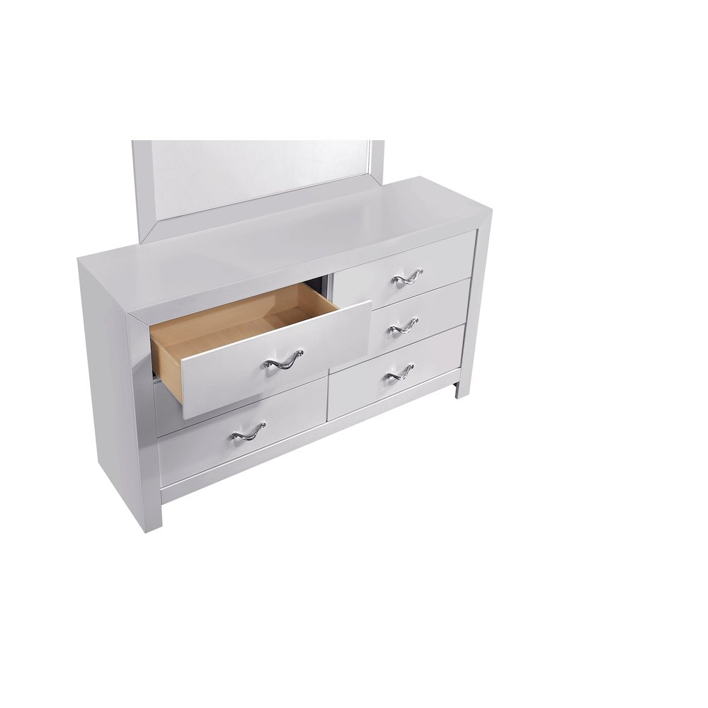 Glory Furniture Moreland Dresser, Sparkling White. Picture 6