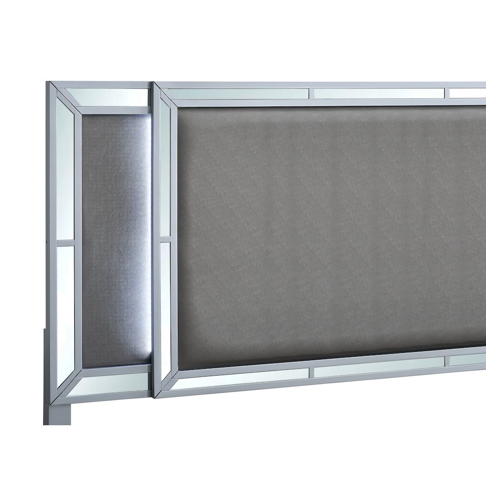 Glory Furniture Murry Full Bed, Silver Color. Picture 3