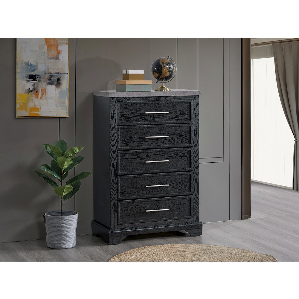 Glory Furniture Grande Chest, Black. Picture 3