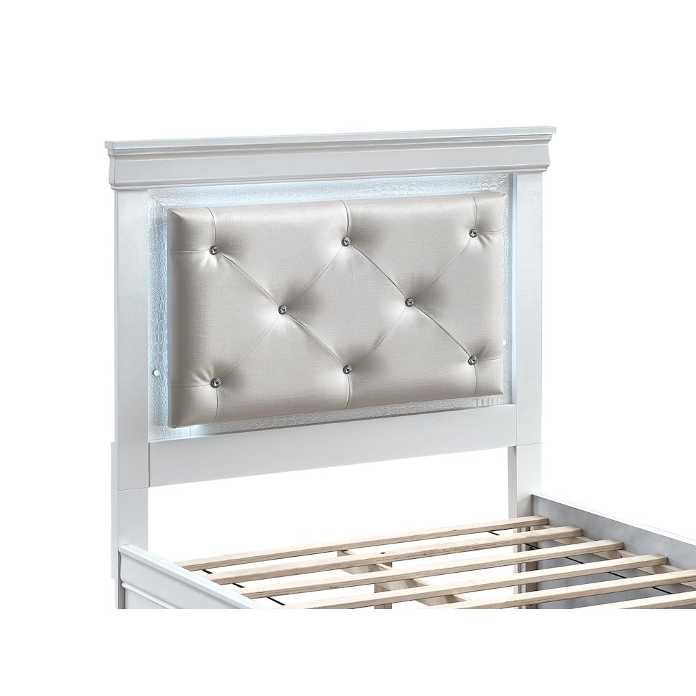 Glory Furniture Lorana Twin Bed, Sparkling White Color. Picture 3