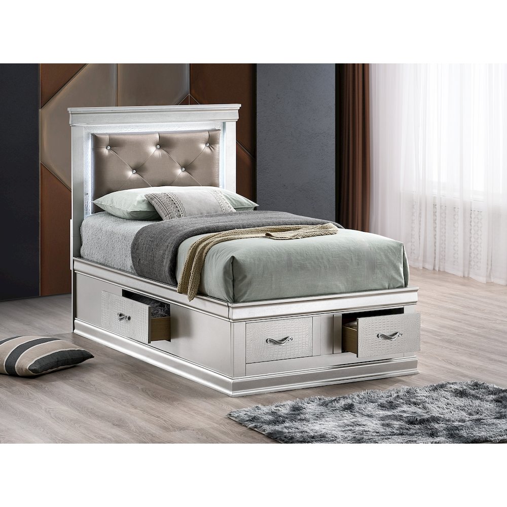 Glory Furniture Lorana Twin Bed, Silver Champagne Color. Picture 5