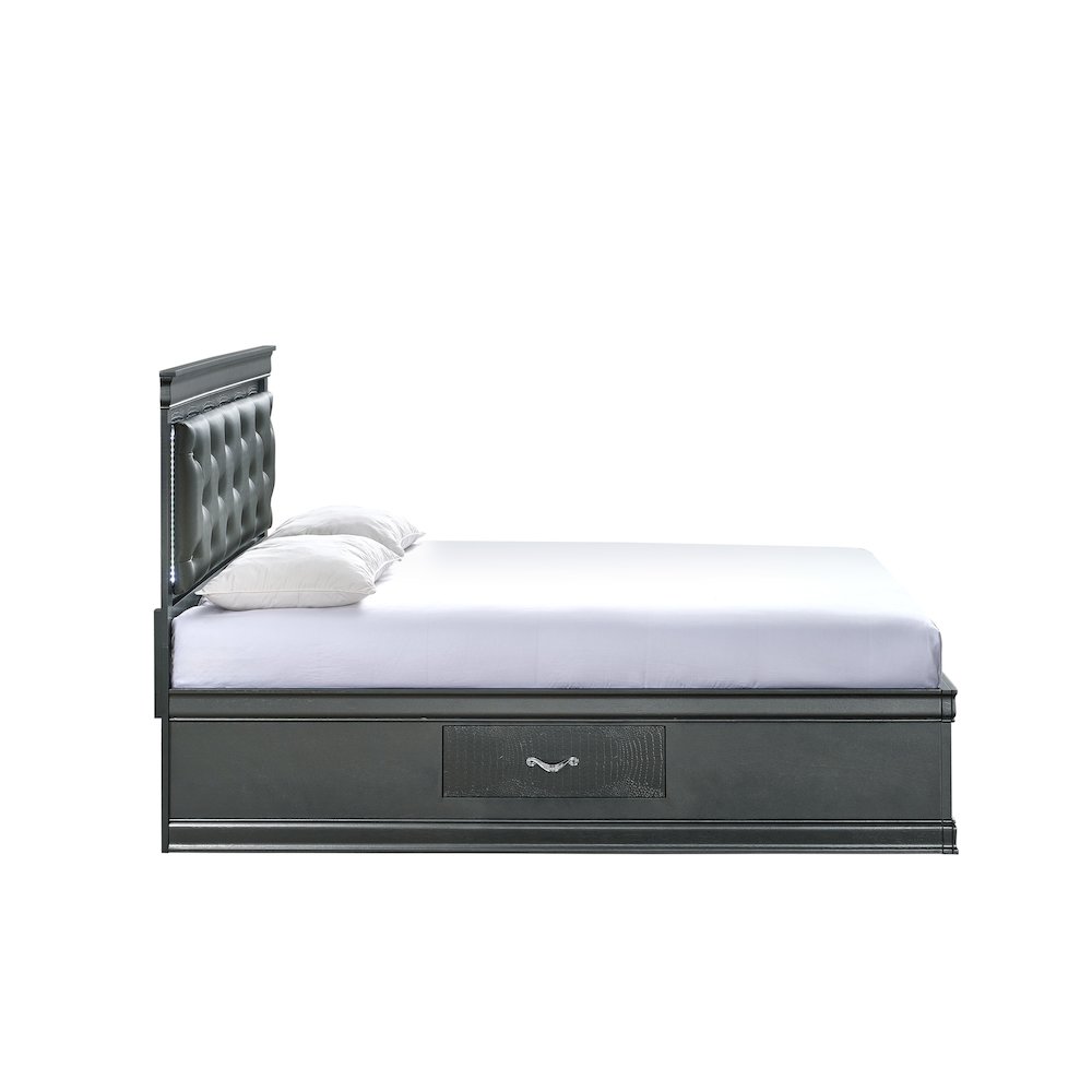 Glory Furniture Lorana Queen Bed, Gunmetal Gray Color. Picture 5