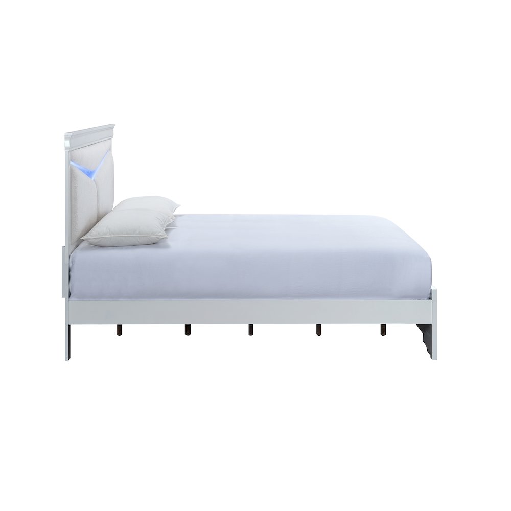 Glory Furniture Lorana Queen Bed, Sparkling White Color. Picture 5