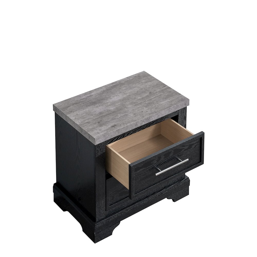 Glory Furniture Grande Nightstand, Black. Picture 2