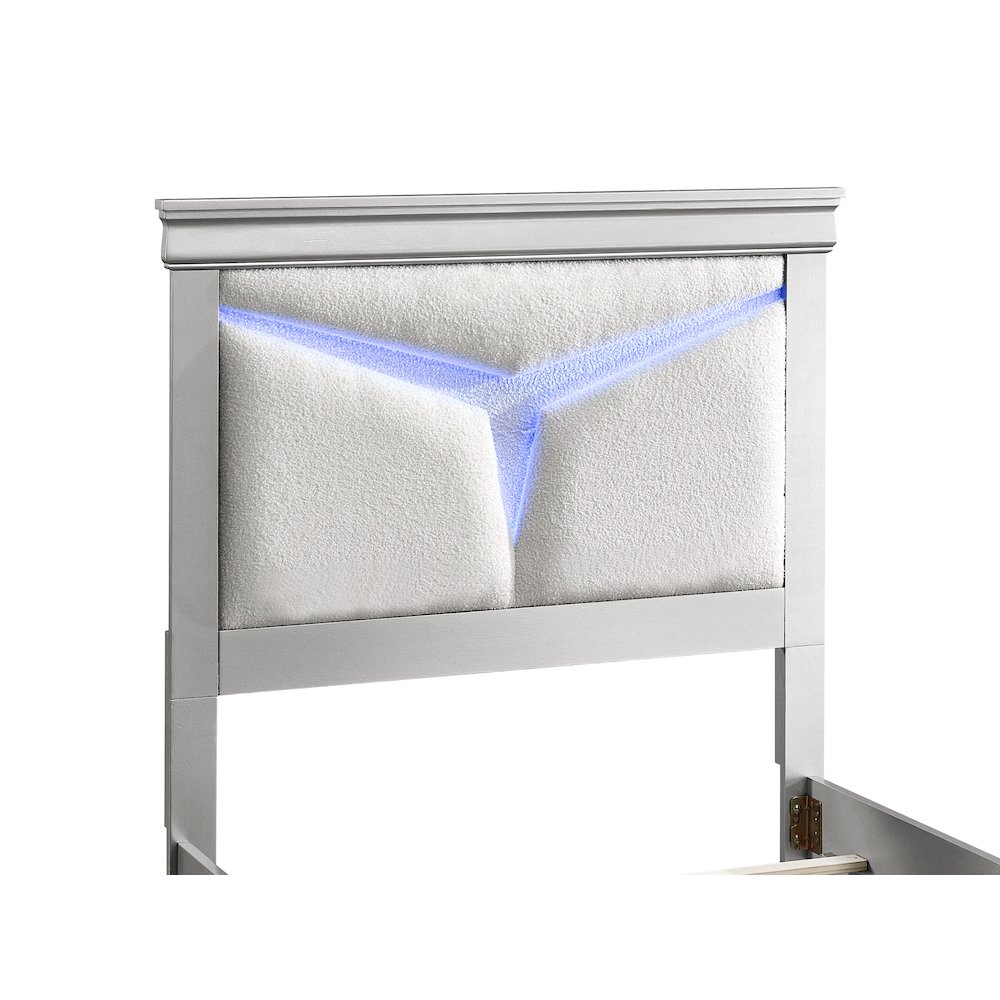 Glory Furniture Lorana Twin Bed, Silver Champagne Color. Picture 2