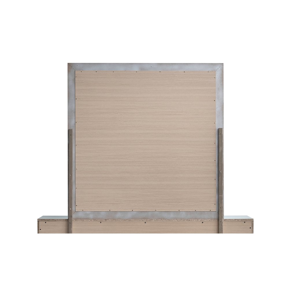 Glory Furniture Murry Mirror, Silver Color. Picture 3
