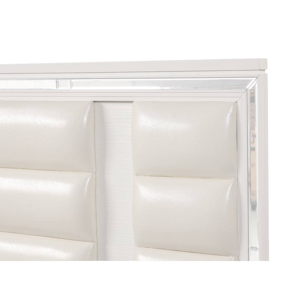 Glory Furniture Genoa Queen Bed, Sparkling White. Picture 3