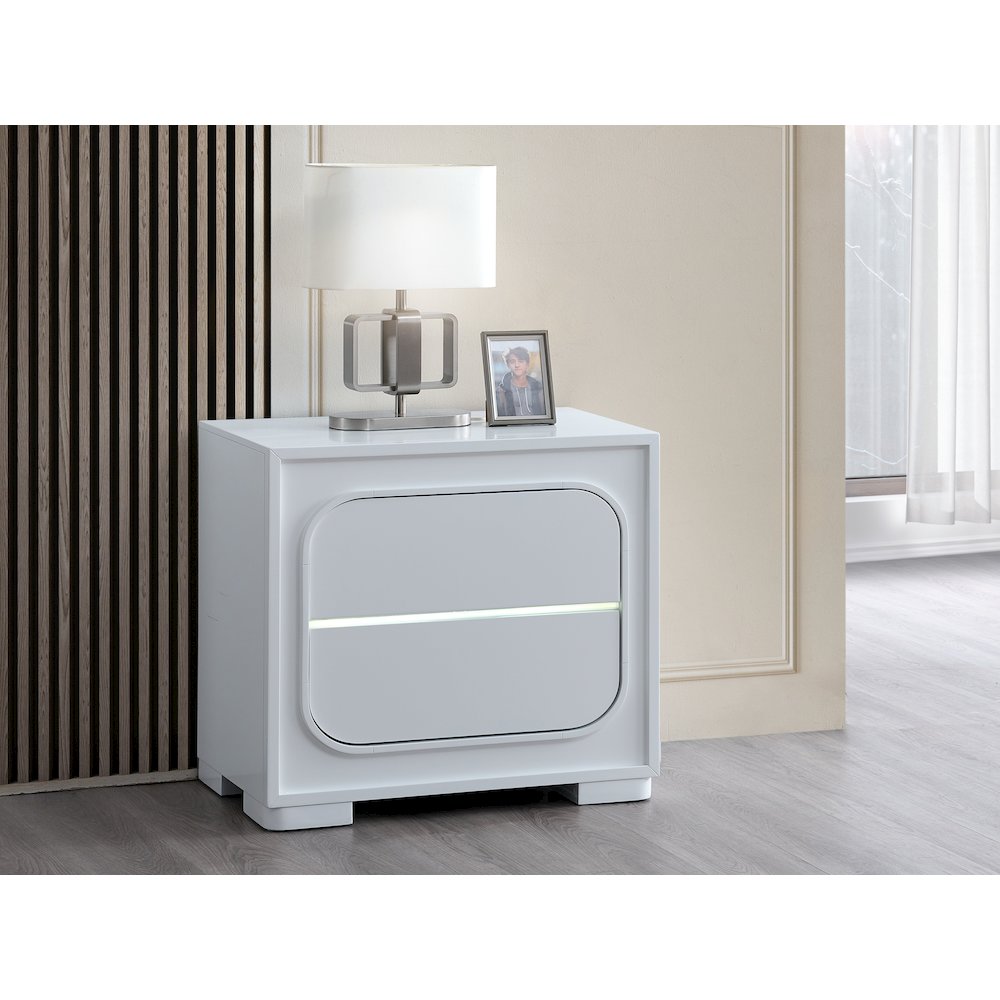 Glory Furniture Milan Nightstand, White. Picture 2