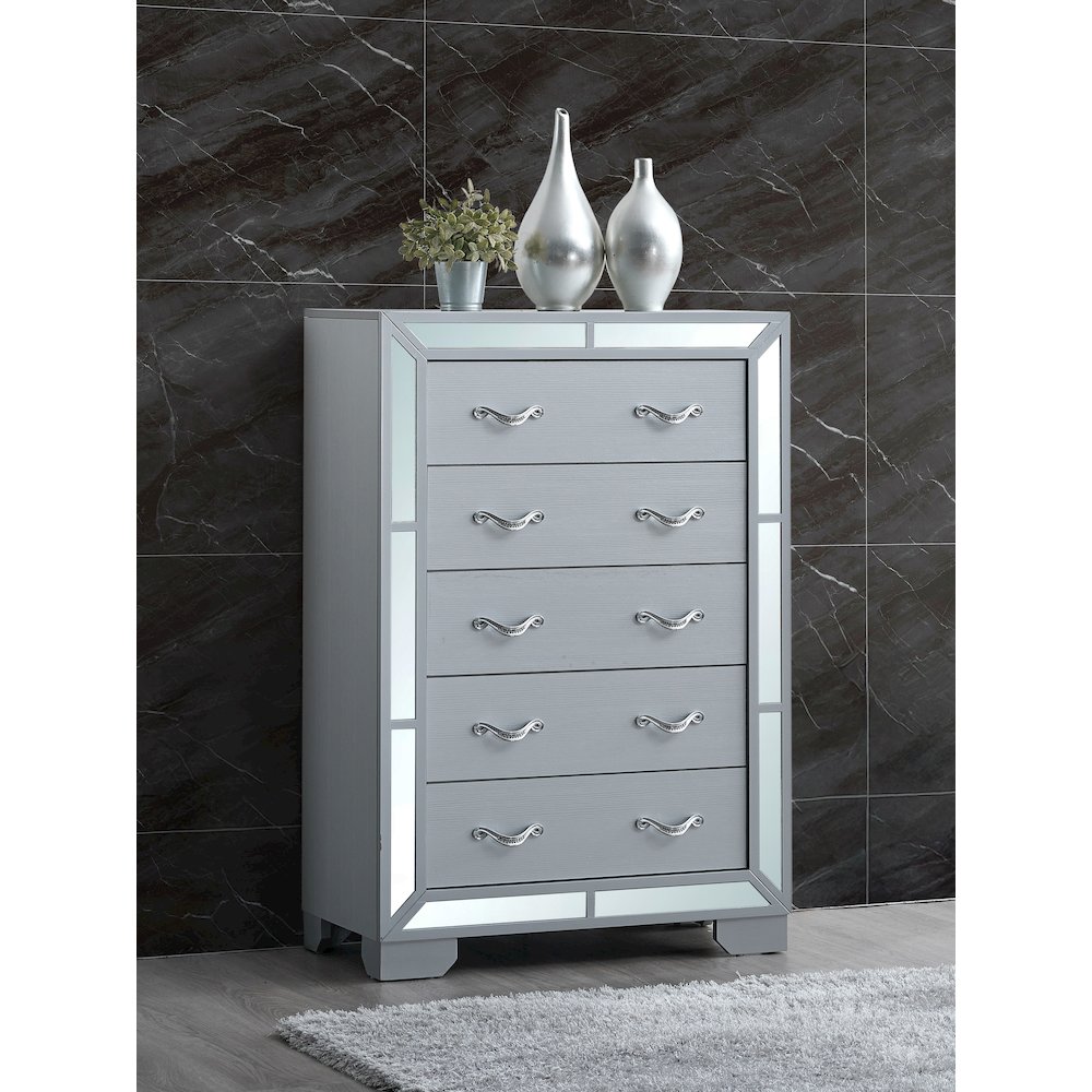 Glory Furniture Murry Chest, Silver Color. Picture 2
