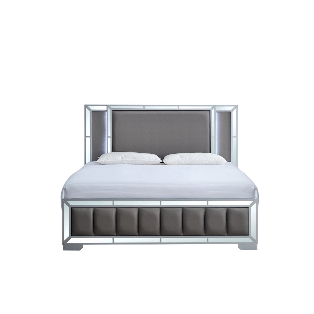 Glory Furniture Murry Queen Bed, Silver Color. Picture 5