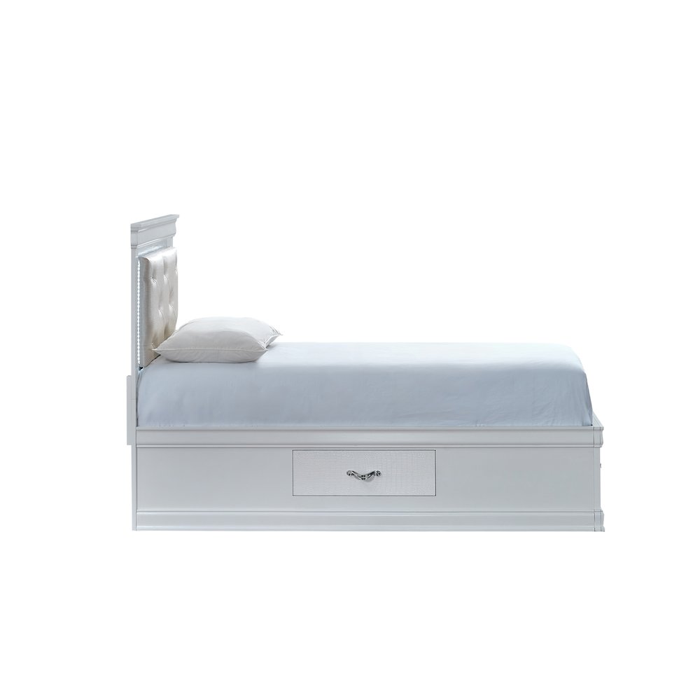 Glory Furniture Lorana Twin Bed, Sparkling White Color. Picture 4
