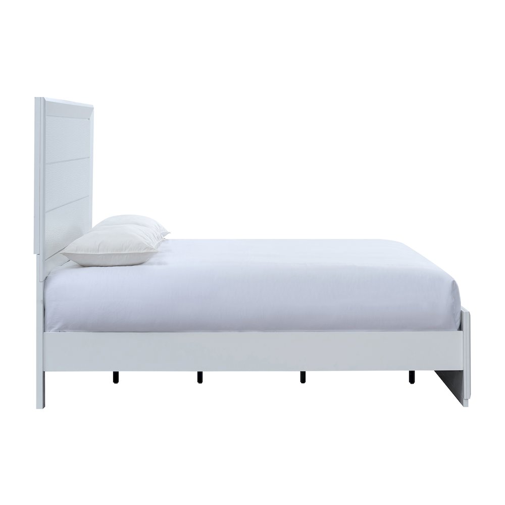 Mars Full Bed White. Picture 3