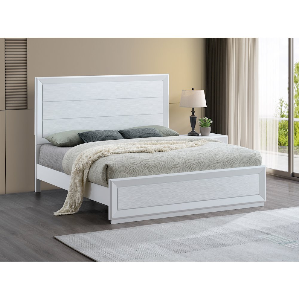 Mars King Bed White. Picture 4
