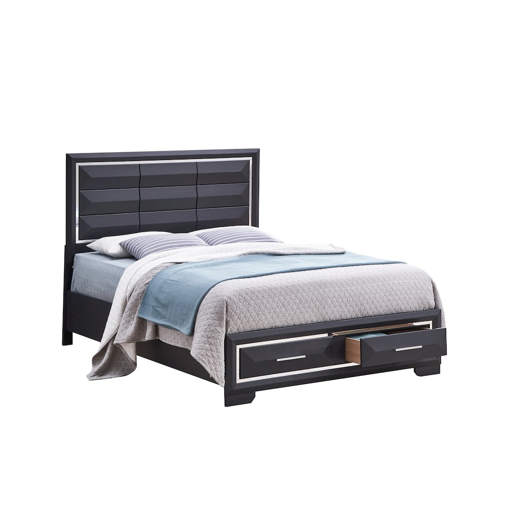 Glory Furniture Liverpool Queen Bed in Black Color. Picture 1