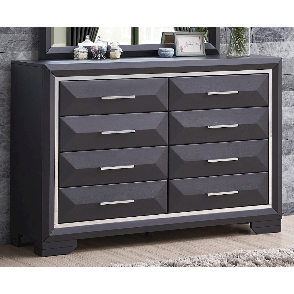 Glory Furniture Liverpool Dresser in Black Color. Picture 9