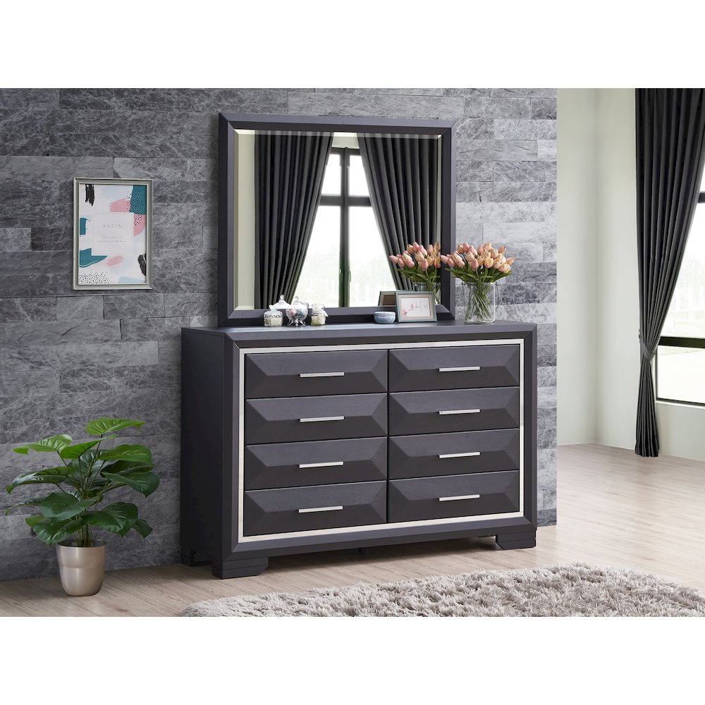 Glory Furniture Liverpool Dresser in Black Color. Picture 8