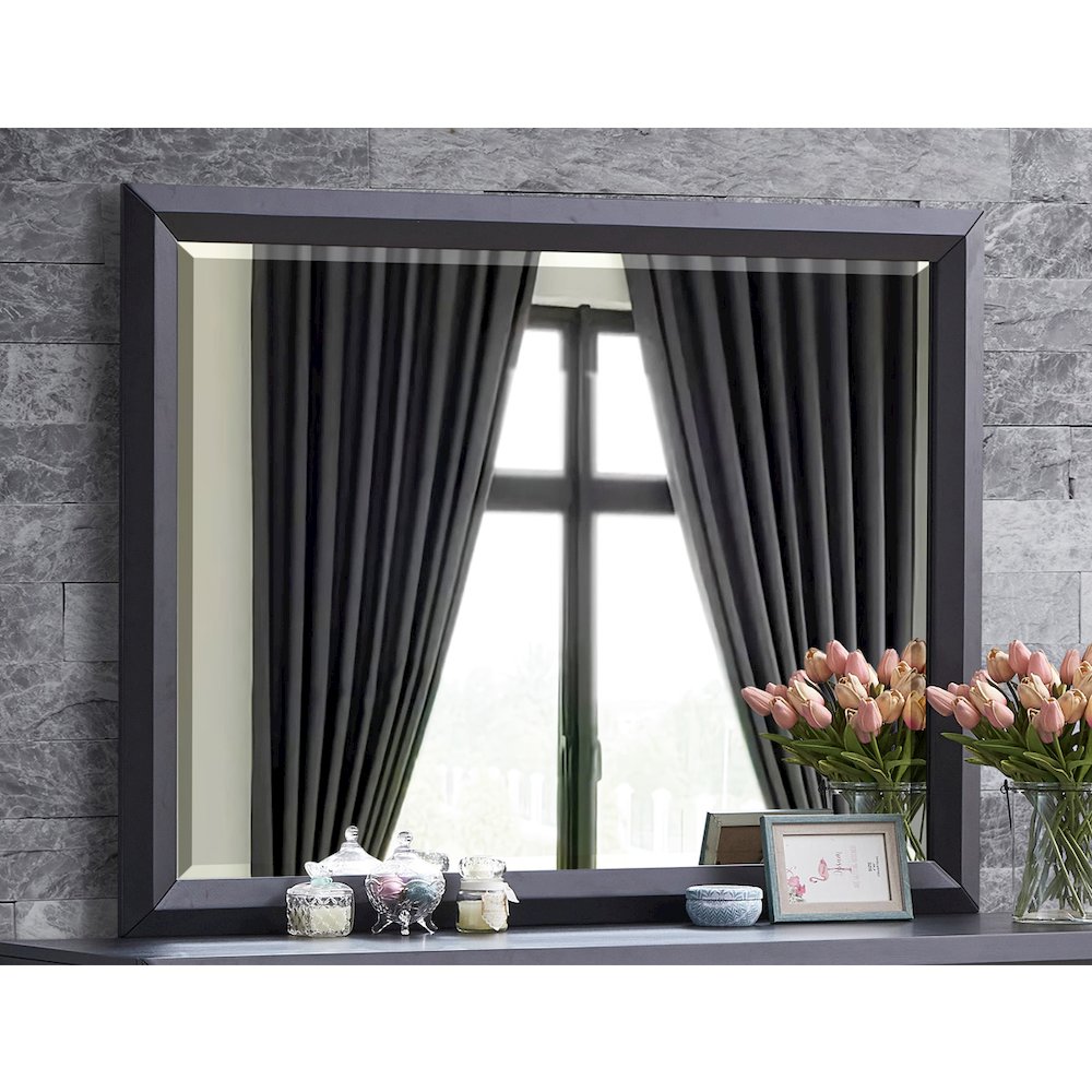 Glory Furniture Liverpool Mirror in Black Color. Picture 2
