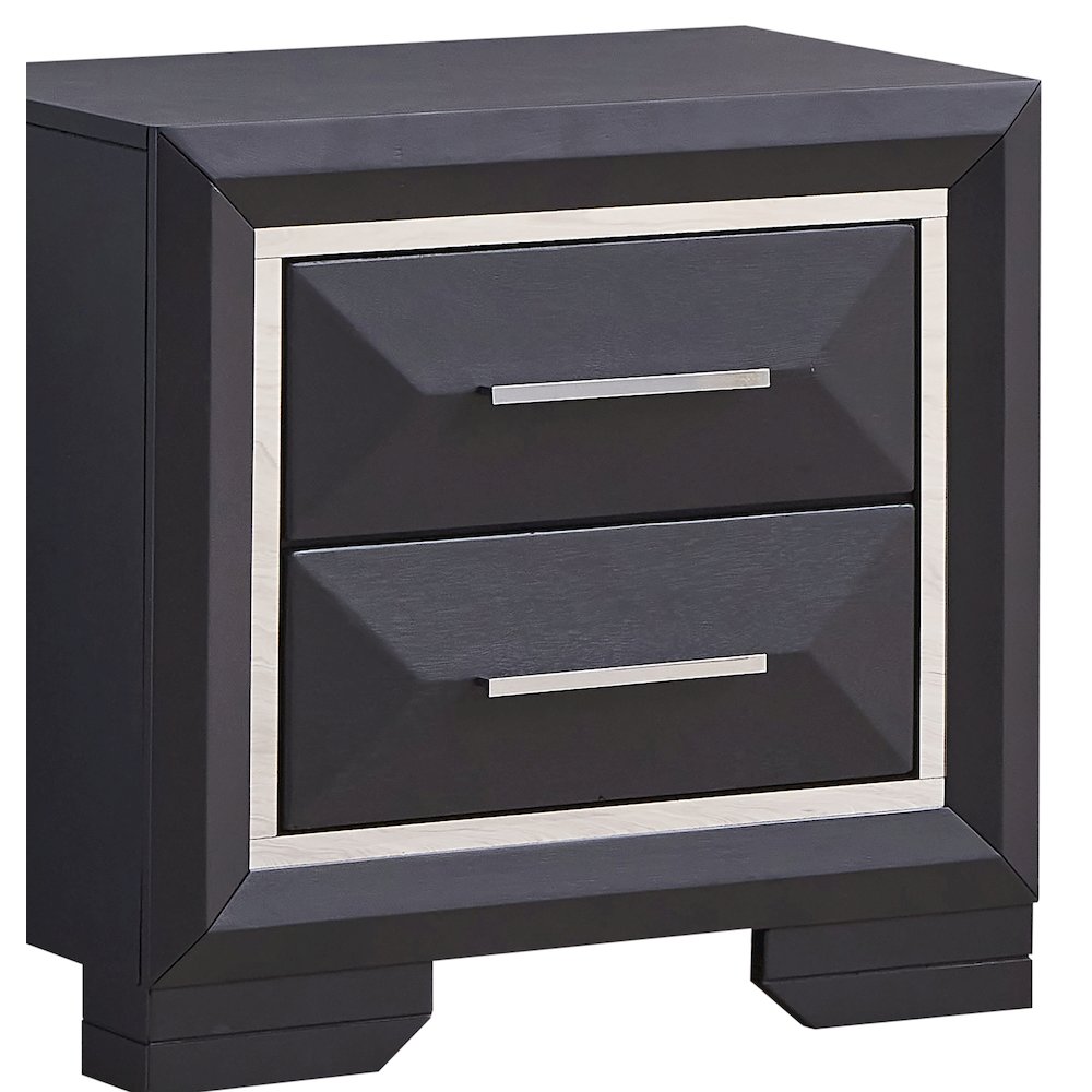 Glory Furniture Liverpool Nightstand in Black Color. Picture 6
