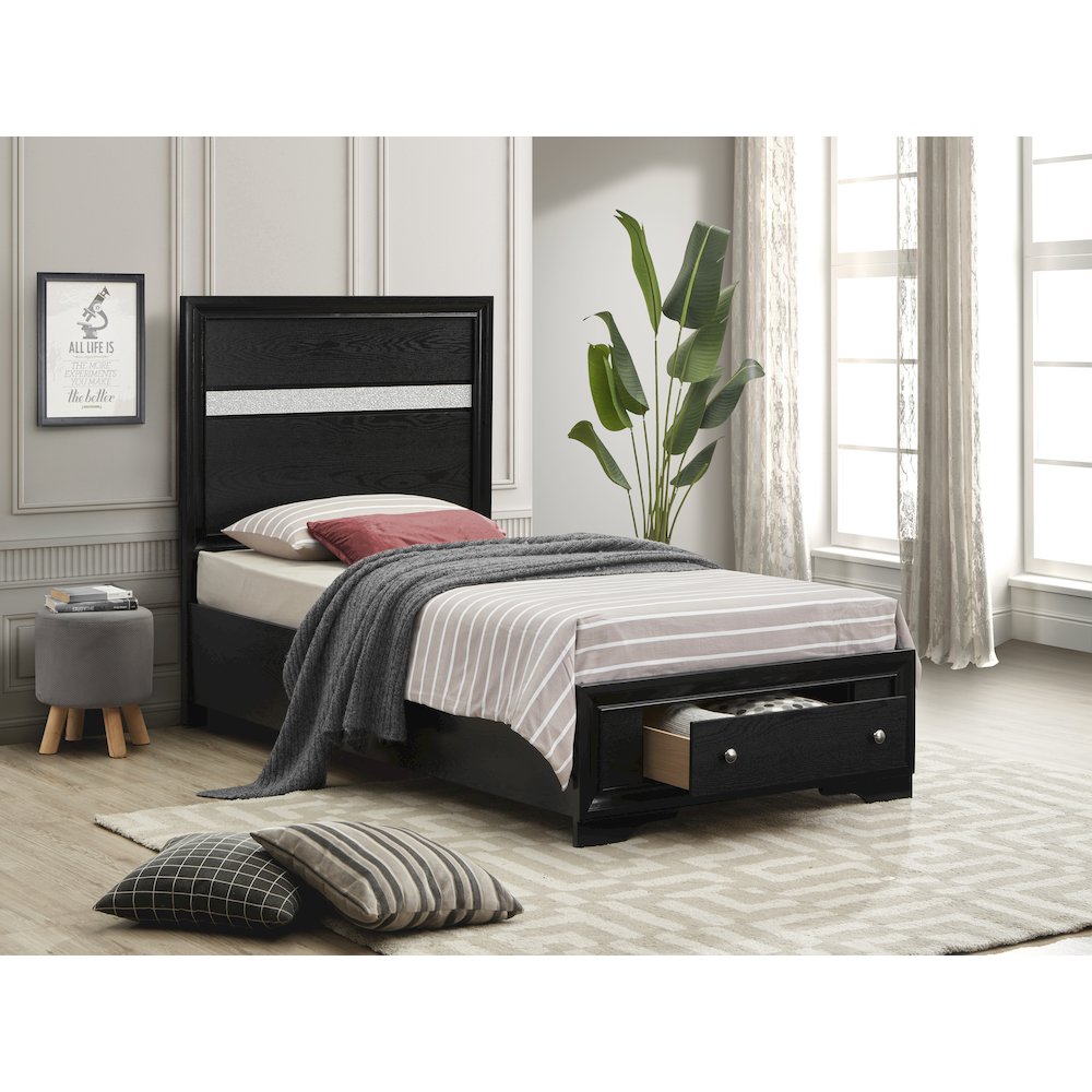 Glory Furniture Madrid Twin Bed in  Color. Picture 6