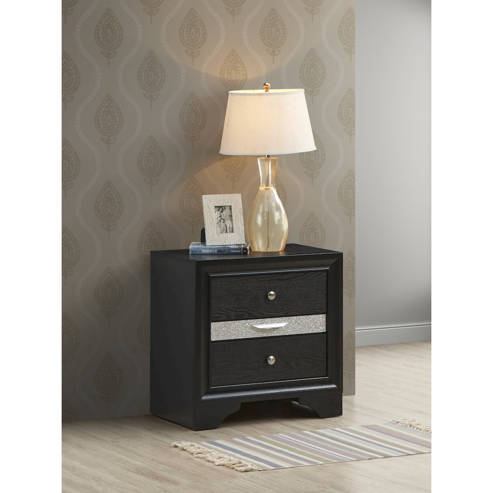 Glory Furniture Madrid Nightstand in Black Color. Picture 5